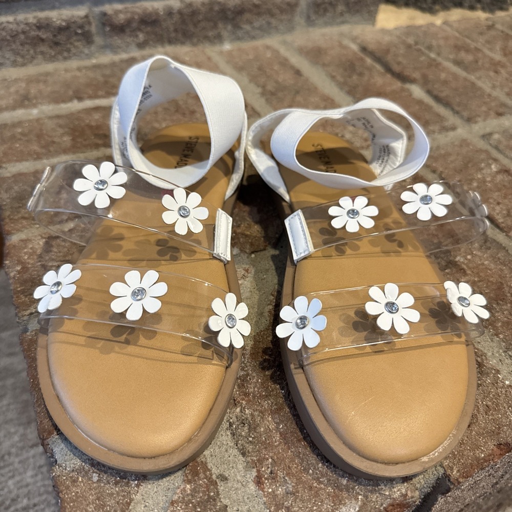 Big Kids Steve Madden Jashlin White Strappy Flower Casual Sandals Size 2 Y #0020